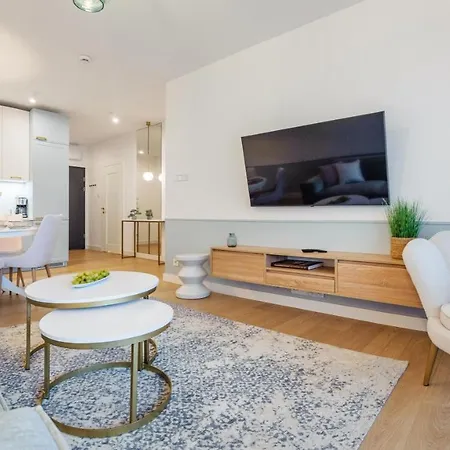 Apartment Lux Tukan B001, Polanki Aqua - *